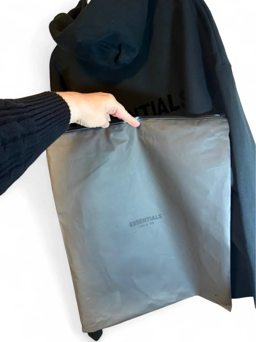 Fear of God Essentials NWT Black Pullover Hoodie + Velvet Logo - Picture 8 of 8
